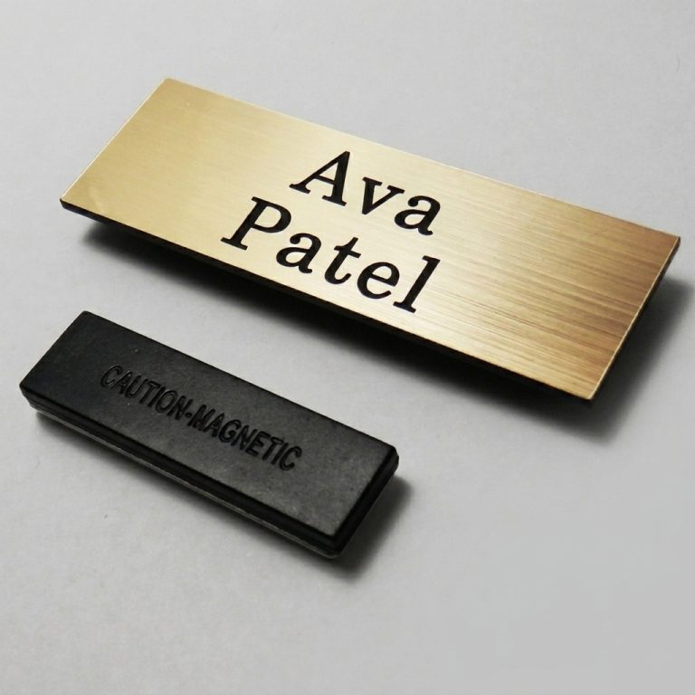 nametags - magnetic type